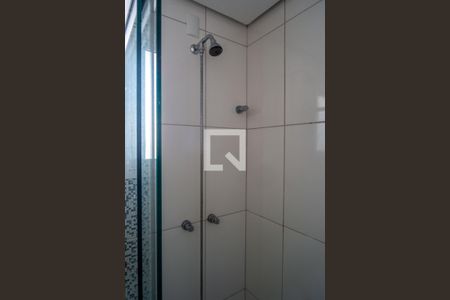 Apartamento para alugar com 74m², 2 quartos e 1 vaga Apartamento para alugar com 74m², 2 quartos e 1 vagaBanheiro da Suíte