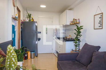 Sala de apartamento para alugar com 1 quarto, 29m² em Parque Industrial Tomas Edson, São Paulo