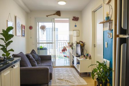 Sala de apartamento para alugar com 1 quarto, 29m² em Parque Industrial Tomas Edson, São Paulo
