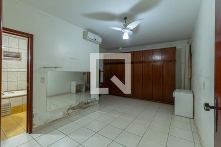 QUARTO 1 de casa para alugar com 3 quartos, 234m² em Jardim América, Goiânia