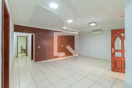 SALA de casa para alugar com 3 quartos, 234m² em Jardim América, Goiânia