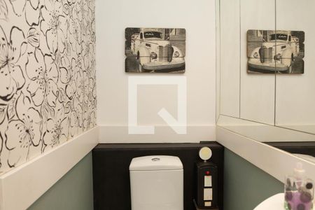 Casa à venda com 485m², 5 quartos e 3 vagasLavabo 2 1° andar