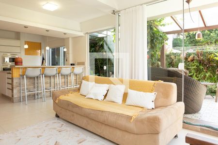 Casa à venda com 485m², 5 quartos e 3 vagasSala Subsolo