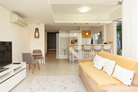 Casa à venda com 485m², 5 quartos e 3 vagasSala Subsolo