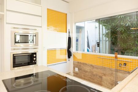 Casa à venda com 485m², 5 quartos e 3 vagasCozinha/Churrasqueira  Subsolo