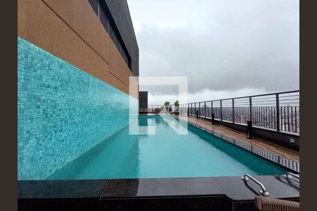 Studio à venda com 27m², 1 quarto e sem vagaCondomínio - Piscina 