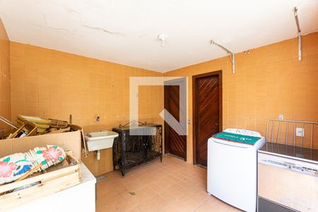Casa de condomínio à venda com 600m², 5 quartos e 4 vagasÁrea de Serviço