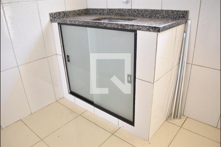 Casa para alugar com 92m², 2 quartos e 1 vagaCozinha - Armário