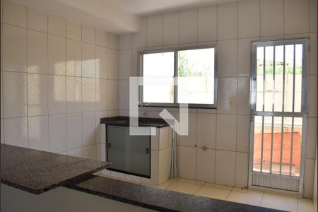 Casa para alugar com 92m², 2 quartos e 1 vagaCozinha