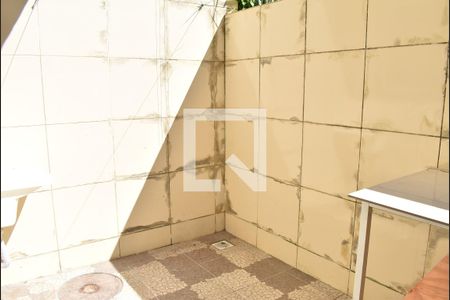 Casa para alugar com 92m², 2 quartos e 1 vagaÁrea de Serviço