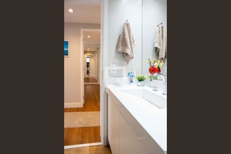 Apartamento à venda com 105m², 3 quartos e 2 vagasBanheiro Social