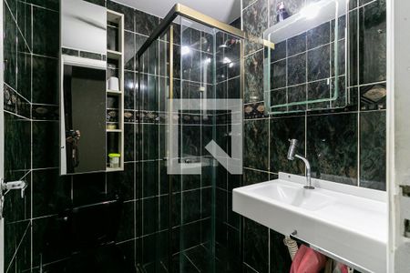 Apartamento para alugar com 67m², 2 quartos e 1 vaga Apartamento para alugar com 67m², 2 quartos e 1 vagaBanheiro da Suíte