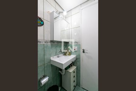 Apartamento para alugar com 67m², 2 quartos e 1 vaga Apartamento para alugar com 67m², 2 quartos e 1 vagaBanheiro 2