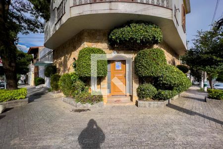 Casa para alugar com 180m², 3 quartos e 2 vagasFachada