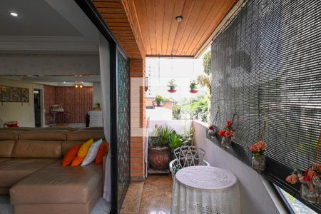 Varanda de apartamento à venda com 4 quartos, 202m² em Vila Mariana, São Paulo