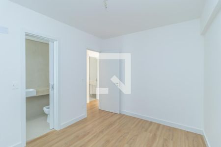 Apartamento à venda com 126m², 4 quartos e 3 vagasQuarto 3