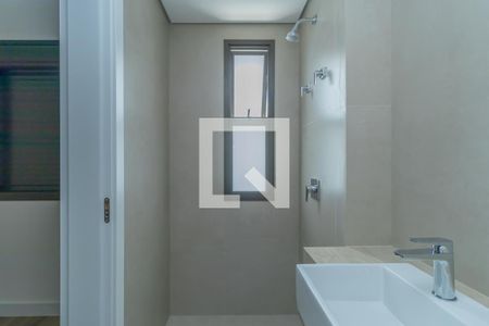 Apartamento à venda com 126m², 4 quartos e 3 vagasBanheiro do Quarto 3