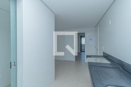 Apartamento à venda com 126m², 4 quartos e 3 vagasCozinha
