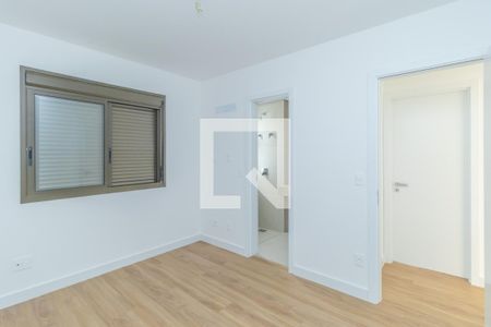Apartamento à venda com 126m², 4 quartos e 3 vagasQuarto 3
