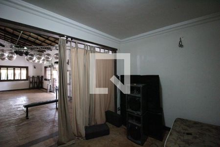 Sala de casa à venda com 4 quartos, 640m² em Trevo, Belo Horizonte
