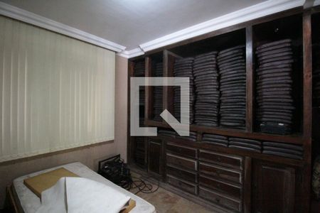 Sala de casa à venda com 4 quartos, 640m² em Trevo, Belo Horizonte
