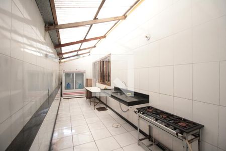 Casa à venda com 640m², 4 quartos e 4 vagasArea de Serviço