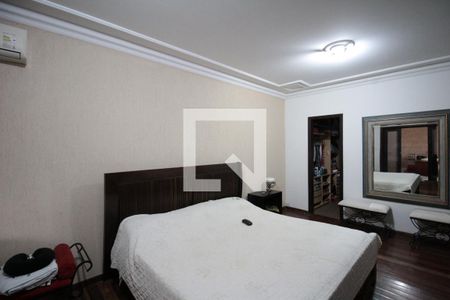 Casa à venda com 640m², 4 quartos e 4 vagasSuite Master