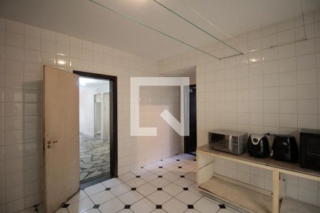 Casa à venda com 640m², 4 quartos e 4 vagasArea de Serviço