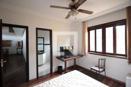 Casa à venda com 640m², 4 quartos e 4 vagasSuite 2