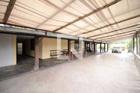 Casa à venda com 640m², 4 quartos e 4 vagasVaranda