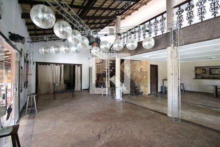 Sala de casa à venda com 4 quartos, 640m² em Trevo, Belo Horizonte