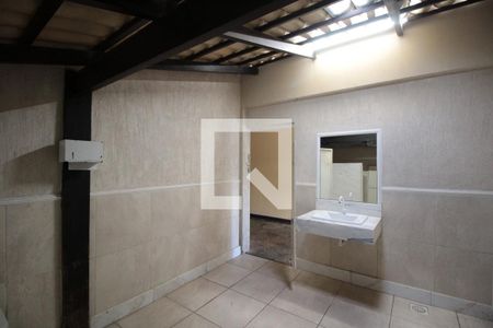 Casa à venda com 640m², 4 quartos e 4 vagasBanheiro Masculino | Salão de Festa