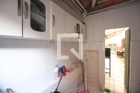 Casa à venda com 640m², 4 quartos e 4 vagasArea de Serviço