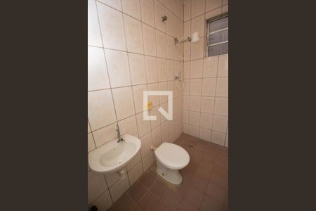Banheiro de casa para alugar com 1 quarto, 70m² em Vila Francos, São Paulo