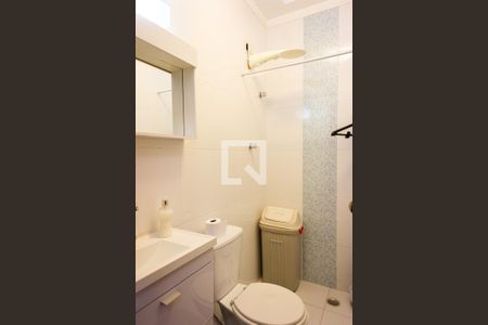 Casa de condomínio à venda com 120m², 3 quartos e 2 vagas Casa de condomínio à venda com 120m², 3 quartos e 2 vagasBanheiro