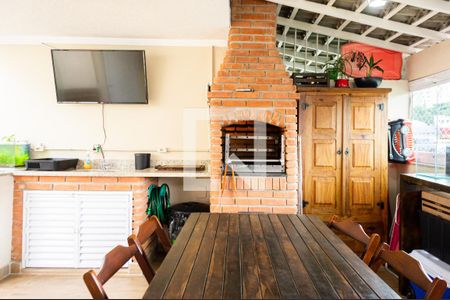 Casa de condomínio à venda com 120m², 3 quartos e 2 vagas Casa de condomínio à venda com 120m², 3 quartos e 2 vagasTerraço