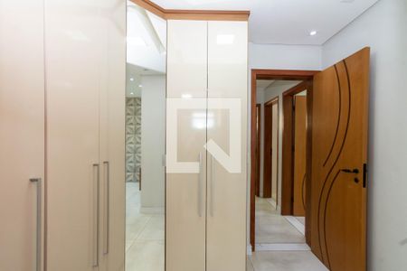 Apartamento à venda com 106m², 4 quartos e 2 vagasCloset da suíte