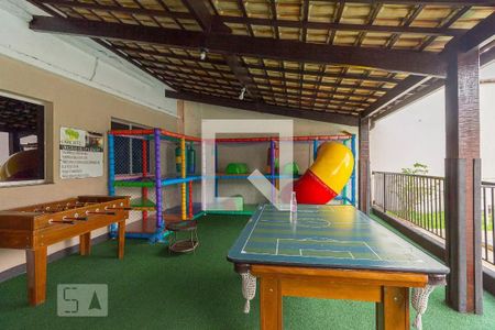 Apartamento para alugar com 80m², 2 quartos e 1 vaga Apartamento para alugar com 80m², 2 quartos e 1 vagaÁrea comum - Playground