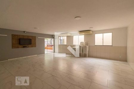 Apartamento para alugar com 80m², 2 quartos e 1 vaga Apartamento para alugar com 80m², 2 quartos e 1 vagaÁrea comum - Salão de festas