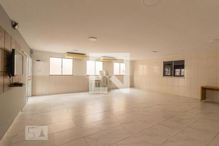 Apartamento para alugar com 80m², 2 quartos e 1 vaga Apartamento para alugar com 80m², 2 quartos e 1 vagaÁrea comum - Salão de festas