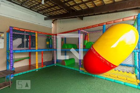 Apartamento para alugar com 80m², 2 quartos e 1 vaga Apartamento para alugar com 80m², 2 quartos e 1 vagaÁrea comum - Playground