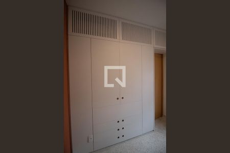 Apartamento à venda com 40m², 1 quarto e 1 vaga Apartamento à venda com 40m², 1 quarto e 1 vagaSuíte