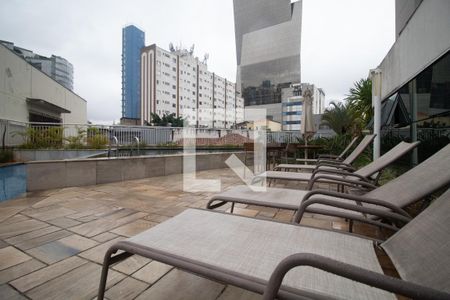 Apartamento à venda com 40m², 1 quarto e 1 vaga Apartamento à venda com 40m², 1 quarto e 1 vagaÁrea comum - Piscina