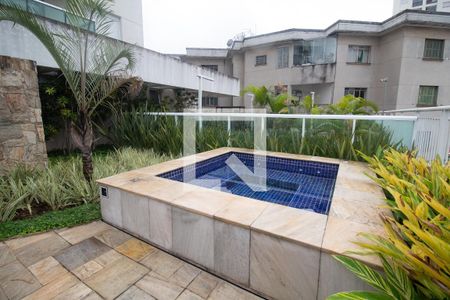 Apartamento à venda com 40m², 1 quarto e 1 vaga Apartamento à venda com 40m², 1 quarto e 1 vagaÁrea comum - Piscina