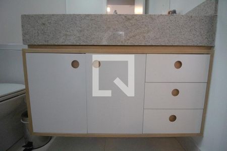 Apartamento à venda com 40m², 1 quarto e 1 vaga Apartamento à venda com 40m², 1 quarto e 1 vagaBanheiro da Suíte