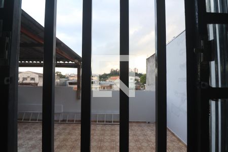Janela Quarto 1  de apartamento para alugar com 2 quartos, 70m² em Vila Palmeiras, São Paulo