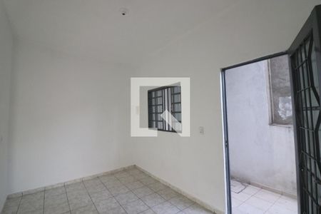Sala  de apartamento para alugar com 2 quartos, 70m² em Vila Palmeiras, São Paulo