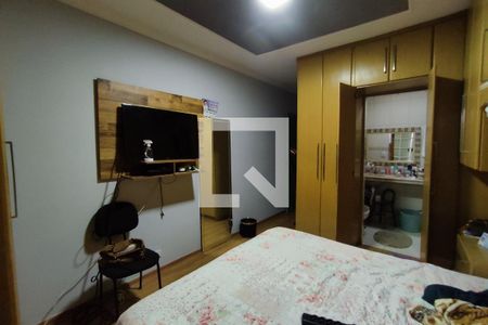 Casa à venda com 170m², 3 quartos e 2 vagas Casa à venda com 170m², 3 quartos e 2 vagasQuarto 2 - Suíte