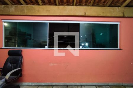 Casa à venda com 170m², 3 quartos e 2 vagas Casa à venda com 170m², 3 quartos e 2 vagasSacada da suíte