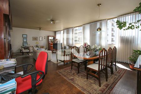 Sala de apartamento à venda com 3 quartos, 198m² em Jardim Paulista, São Paulo